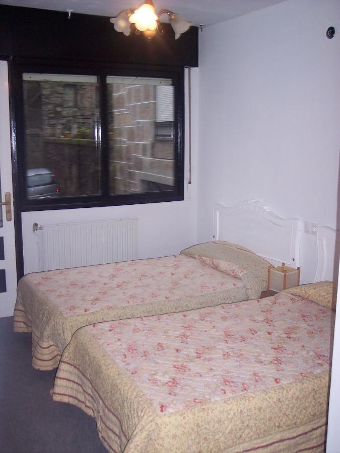 Casa Lola Hotel Ponteareas Esterno foto