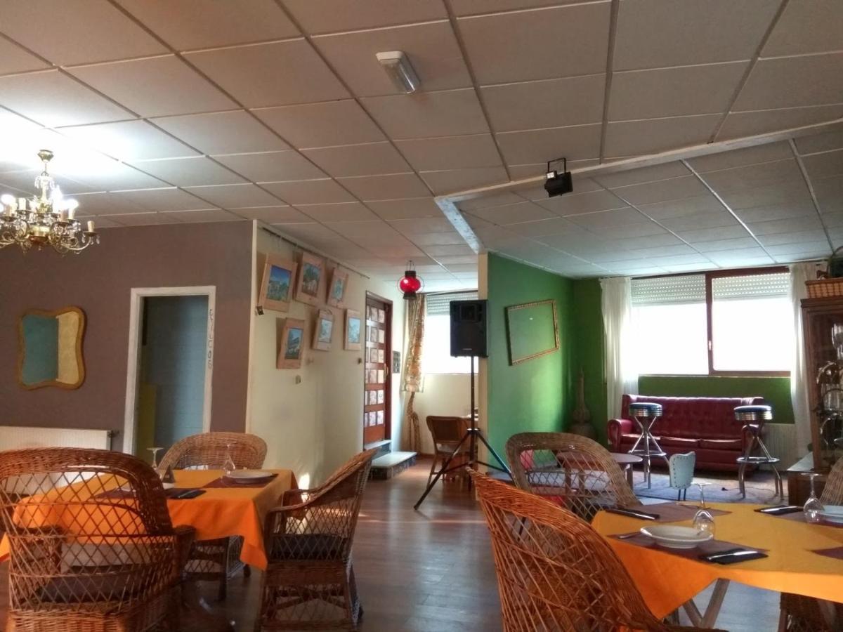 Casa Lola Hotel Ponteareas Esterno foto